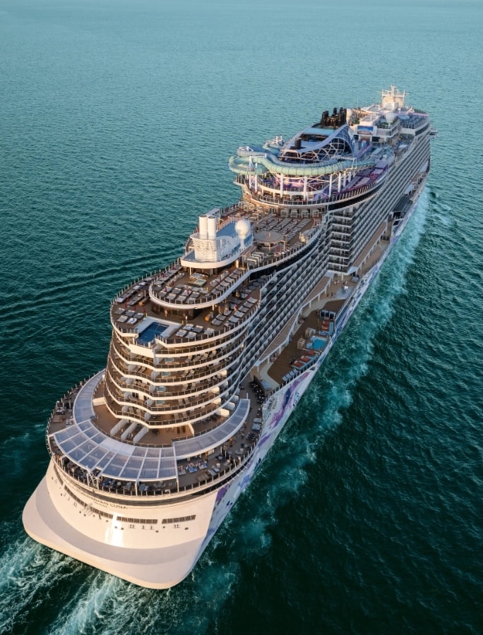 Norwegian Luna