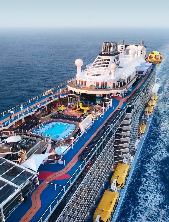 Spectrum of the Seas