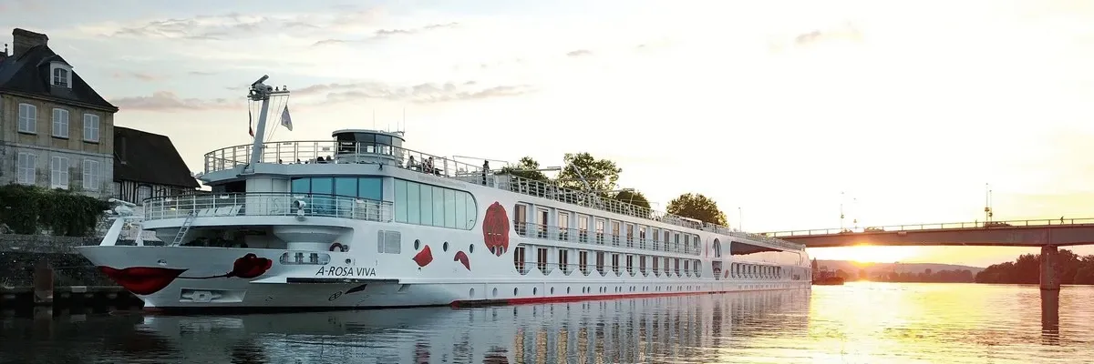 A_Rosa_Cruises_Seine_cruise_171156f6b6.webp