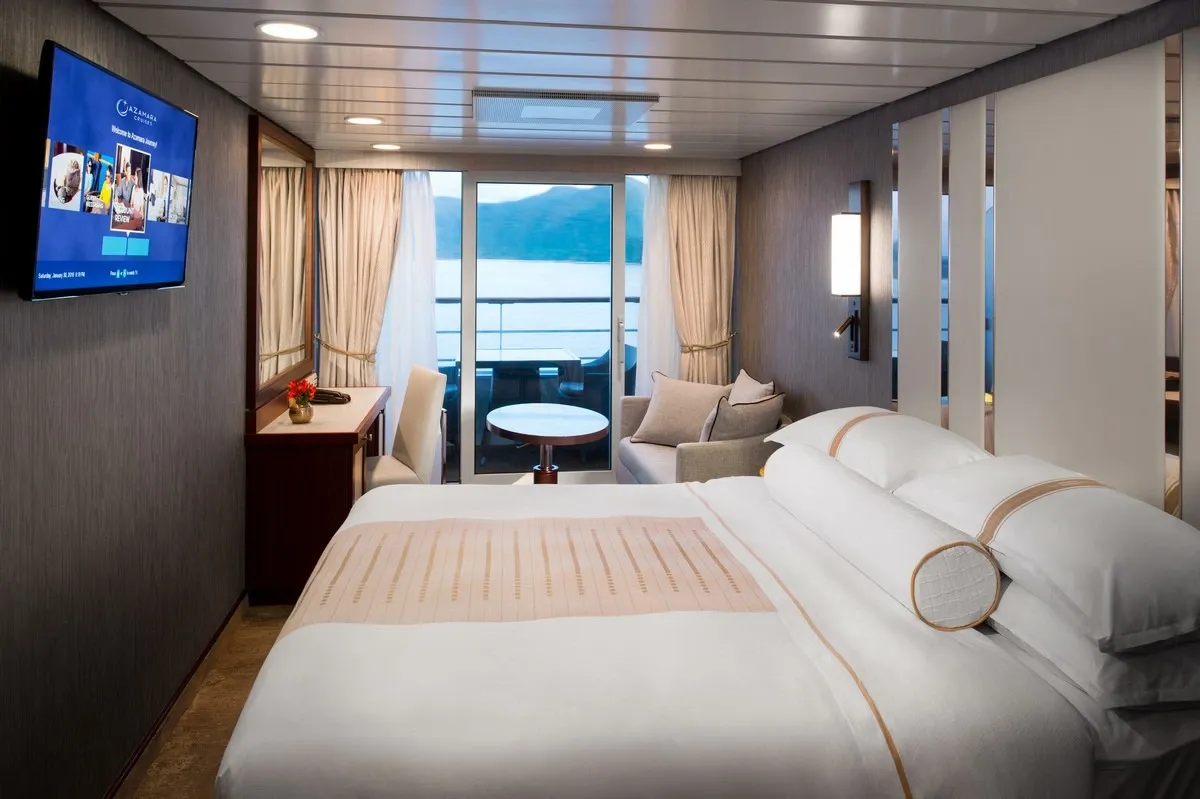 Azamara_Cruises_Veranda_Stateroom_361ba3f9fc.webp