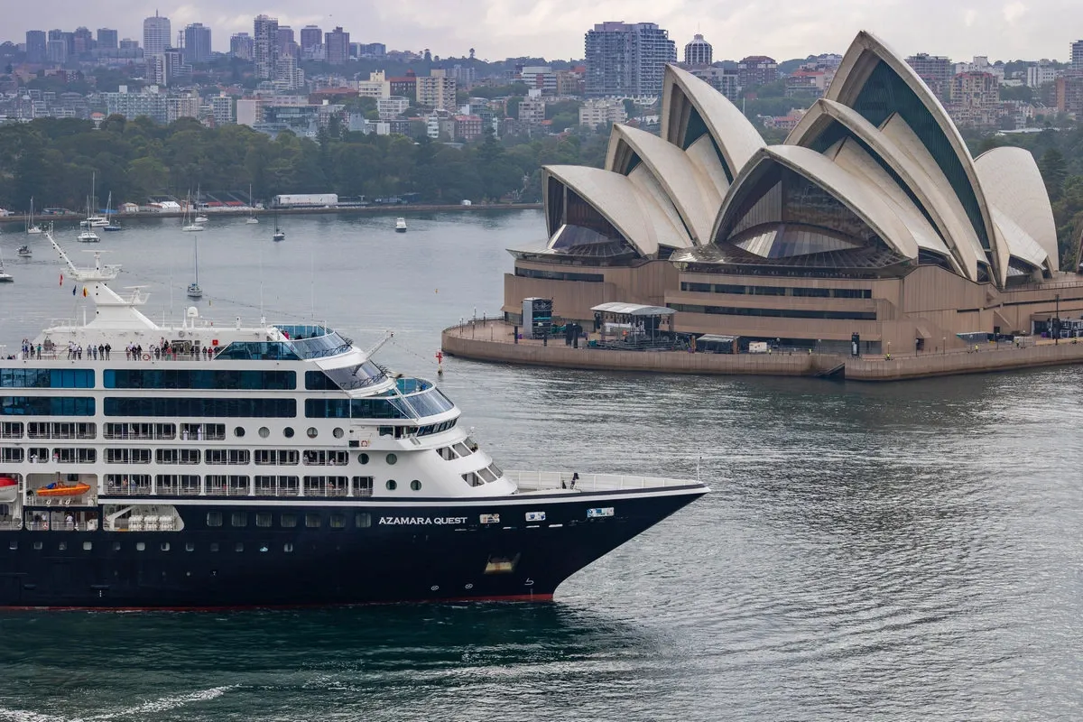 Azamara_Cruises_oceania_7b6e7bb98a.webp