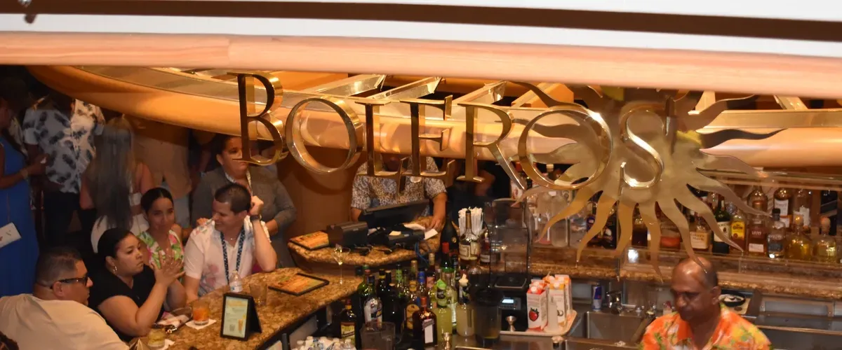 Boleros_Bar_Royal_Caribbean_Cruise_2_09775ad301.webp