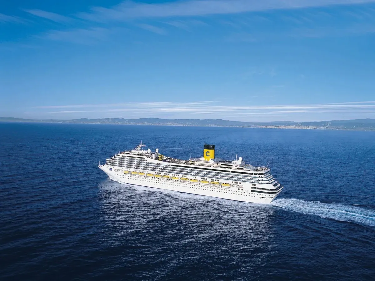 Costa_Cruises_ship_exterior_ba67b91698.webp
