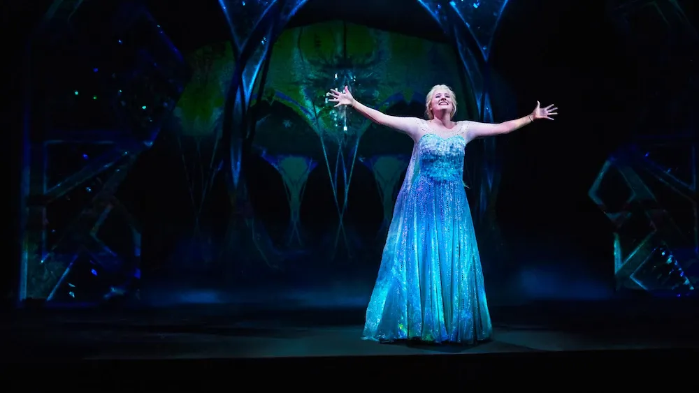 Disney_Fantasy_Frozen_stage_show_8bffa7e781.webp