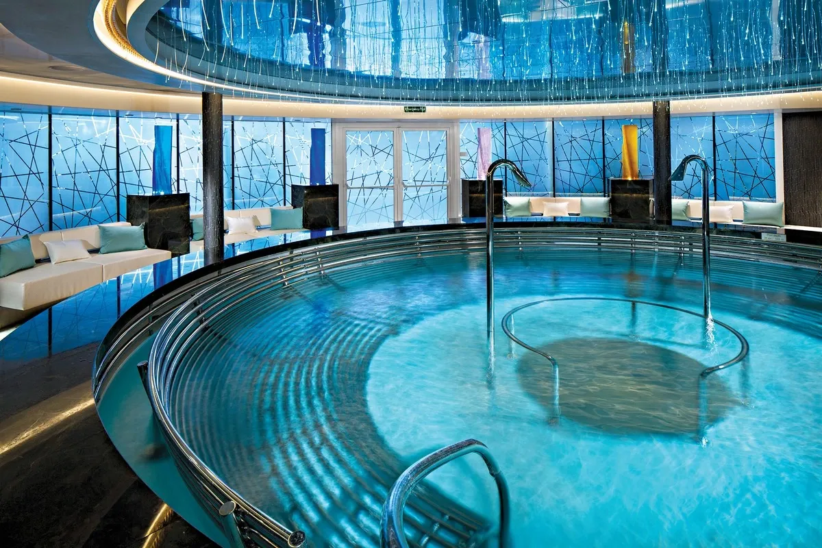 Holland_America_Indoor_Spa_2f3d1a7387.webp