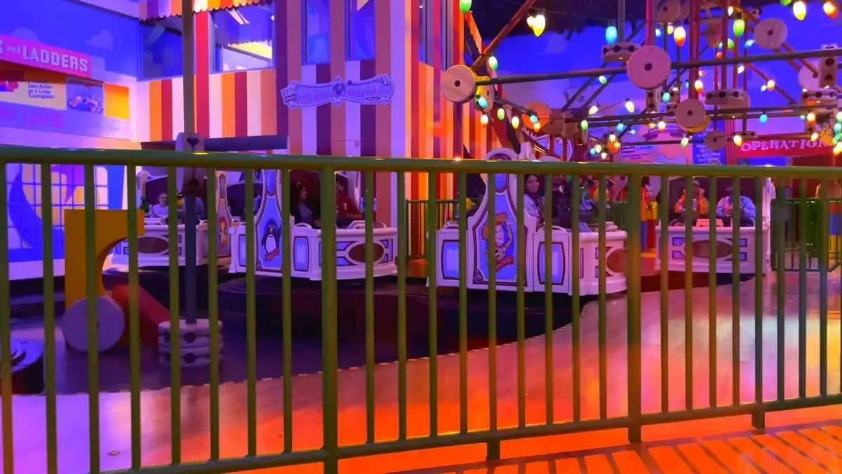 Hollywood_Studios_Toy_Story_Mania_Vehicle_8577142c71.webp