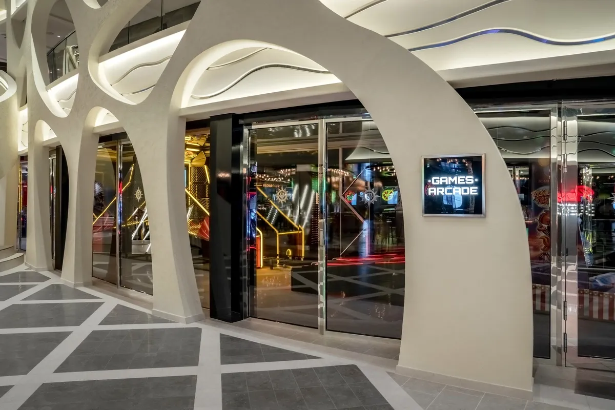 MSC_Cruise_Line_arcade_entrance_8bd4a42d8b.webp
