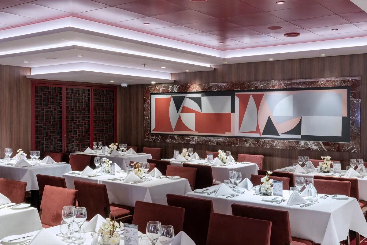 MSC_Cruise_Line_main_dining_room_0e75008199.webp