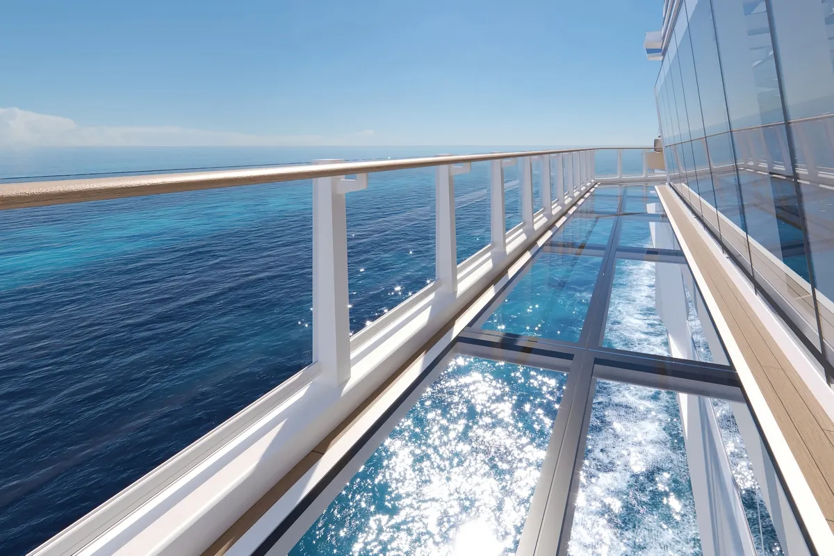 Norwegian_Cruise_Line_Oceanwalk_ae92875a21.webp