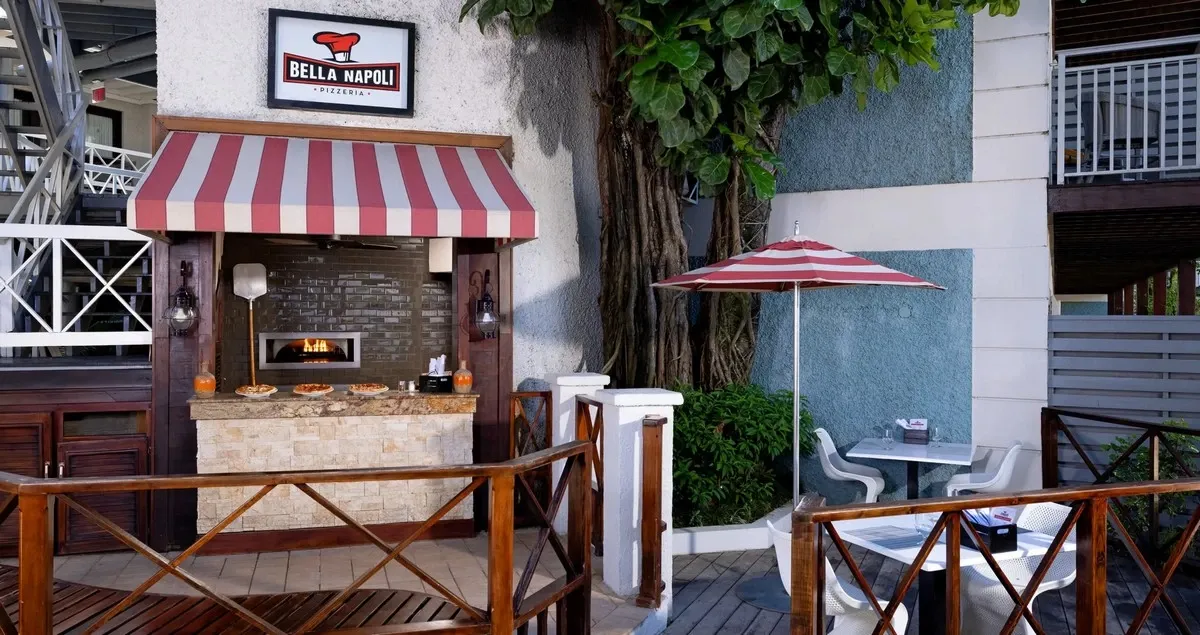 Sandals_Negril_Bella_Napoli_Pizzeria_4abafaa2b0.webp