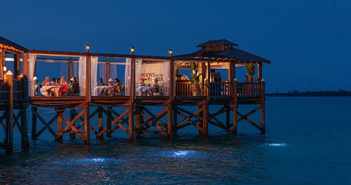 Sandals_Royal_Bahamian_Gordons_on_the_Pier_a597717676.webp