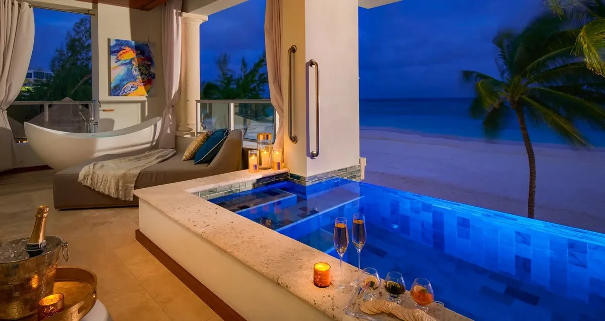 Sandals_Royal_Barbados_suite_pool_66ffe20307.webp