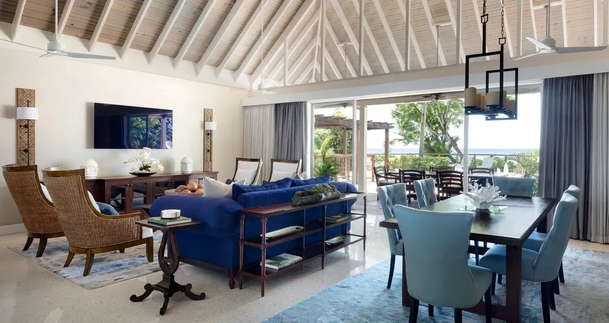 Sandals_Royal_Plantation_resort_living_room_1_80468911a2.webp