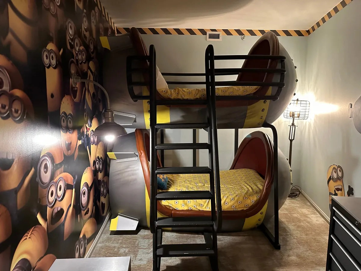 Universal_Orlando_Resort_Pacific_minion_suite_6fa1798a73.webp