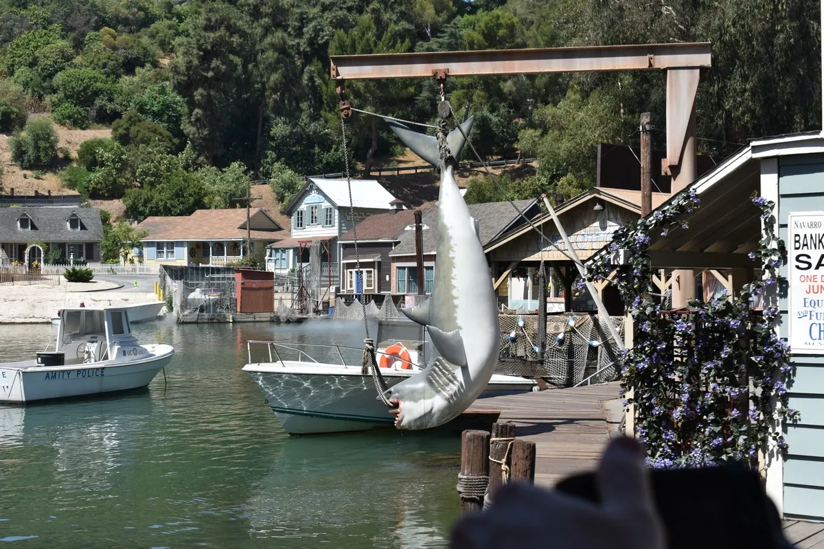 Universal_Studios_Hollywood_studio_tour_jaws_bce9f312f5.webp