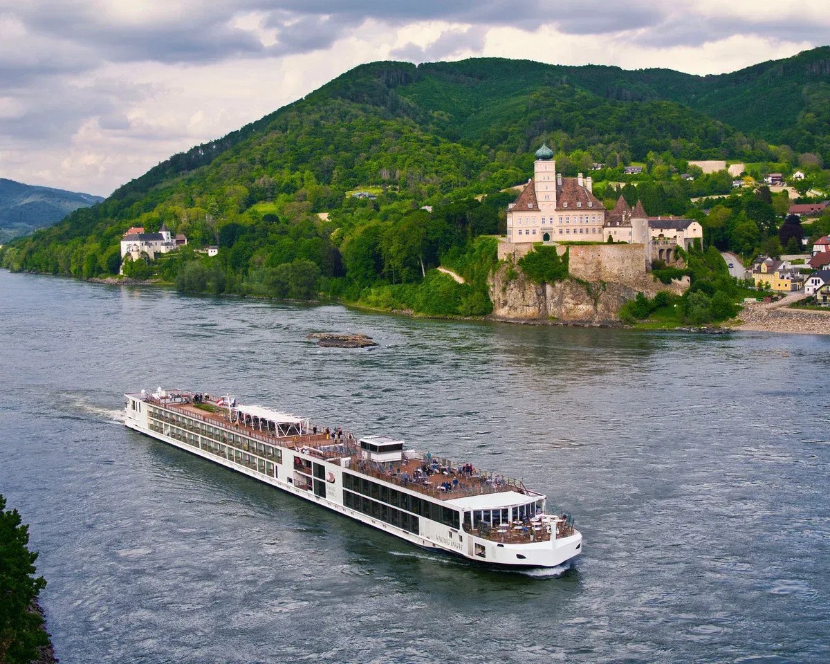 Viking_Cruise_Line_danube_riber_cab0890b09.webp