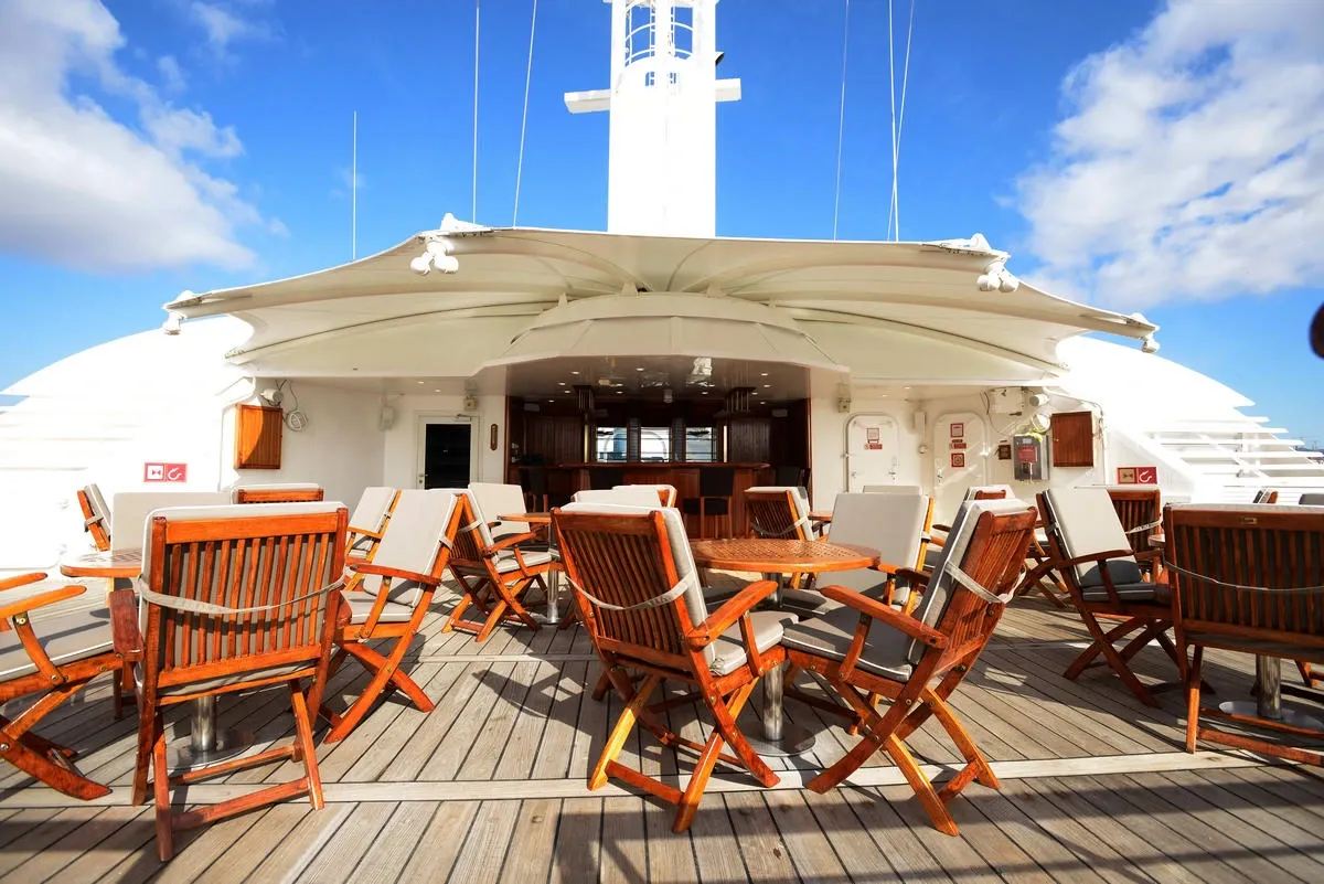 Windstar_Cruises_Star_Bar_c2efe3deda.webp