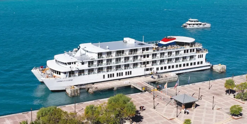 large_American_Cruise_Lines_American_Legend_08a26f2844-1.webp
