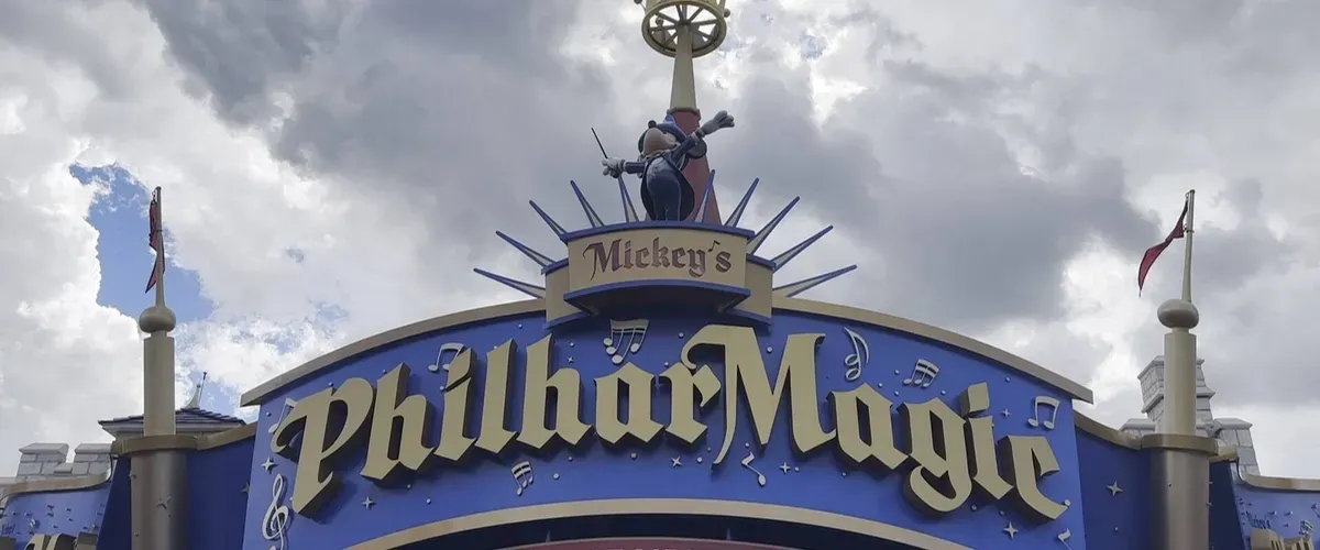 philharmagic_show_magic_kingdom_fantasyland1_2_803f3f874f.webp